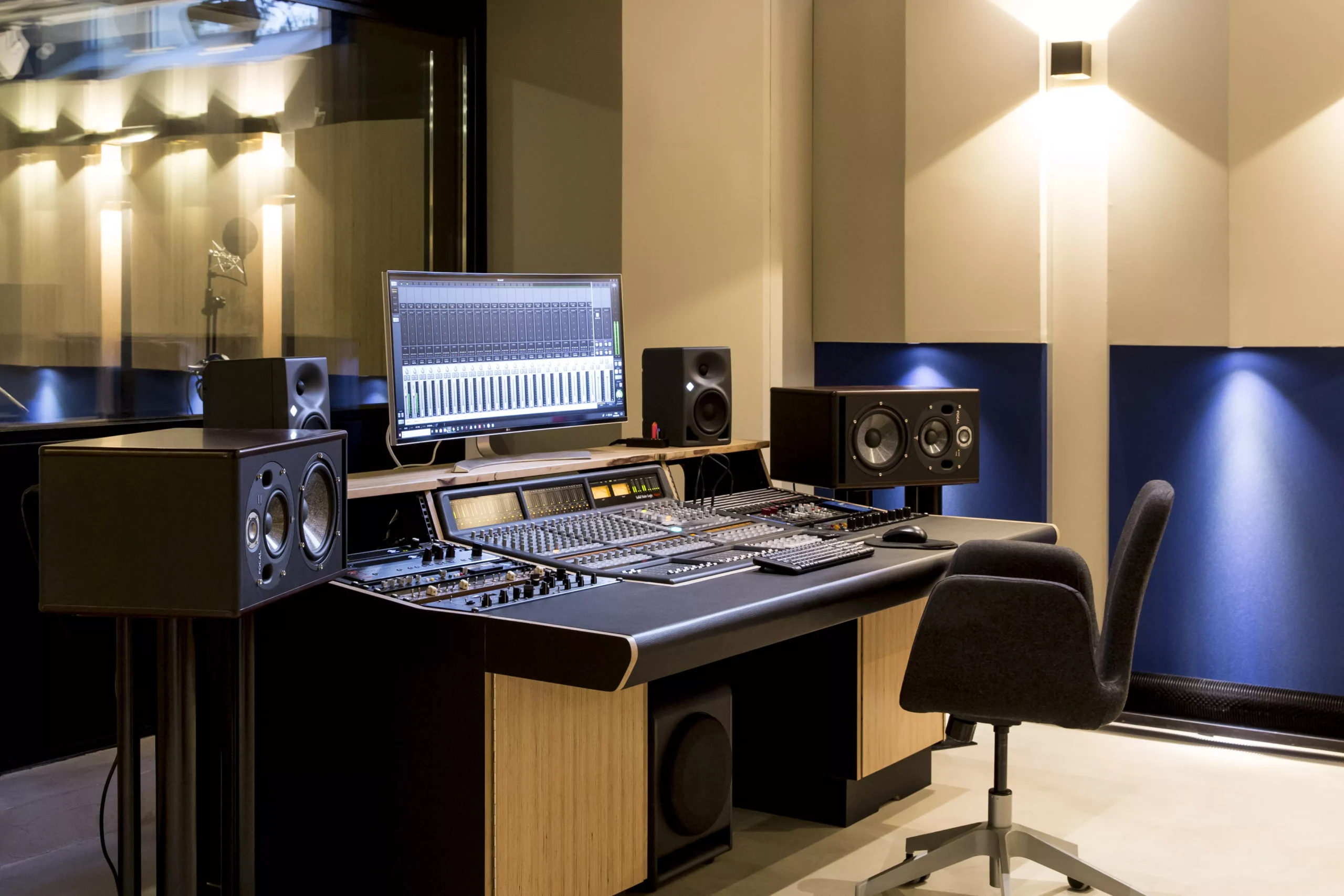 Laurent Cochini: “We have rolled out a dozen home studios”